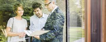 Wel of geen aankoopmakelaar: Een belangrijke beslissing bij het kopen van een huis